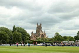 MATCH ACTION | WORCESTERSHIRE RAPIDS V MIDDLESEX